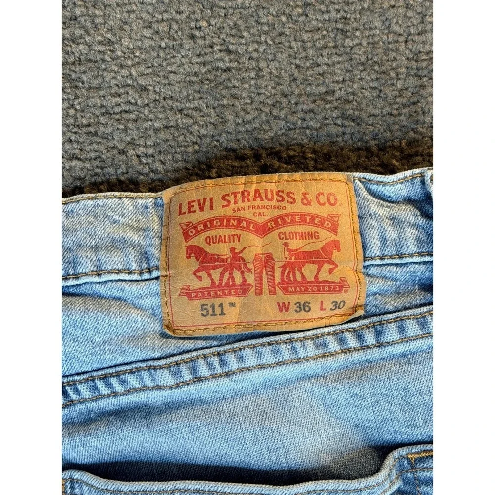 Levis 511 Distressed Light Wash Straight Leg Jeans Mens 36x30 Blue‎ WaterLess